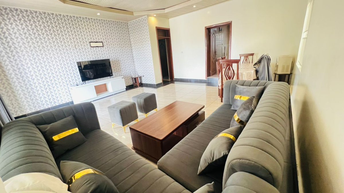 HouseInRwanda's tweet image. 🏠Gishushu near RDB furnished apartment for rent in Kigali🆕 

💰Price: 800,000 RWF /month
🛏️Bedrooms 3
🛀Bathrooms:2
🚗Parking Available  
📐Furnished: Yes

For further details:👇houseinrwanda.com/property/rent/…

Contact name:👨‍💼NIYONKURU Cedric

#apartment #rent #kigali