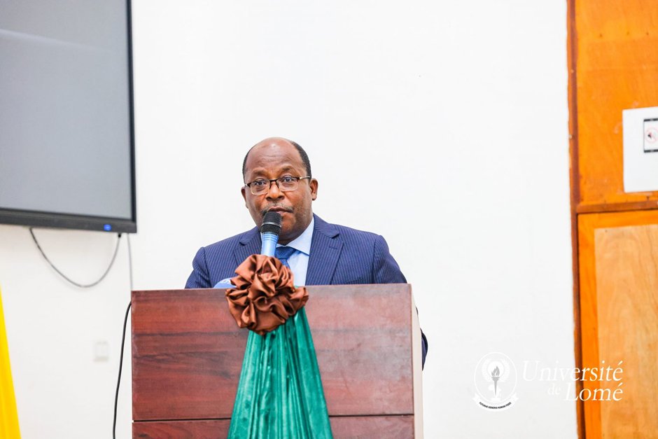 Maxipala01's tweet photo. Lancement du projet #STELLA à l’Université de Lomé. 13 milliards FCFA investis avec le #Luxembourg pour former 2000 ingénieurs d'ici 2030. afin de faire de l'EPL un pôle d’excellence en #Afrique et booster l’employabilité des jeunes.
#Togo #Education #Ingénierie #LuxDev #UL https://t.co/HryewEei5j