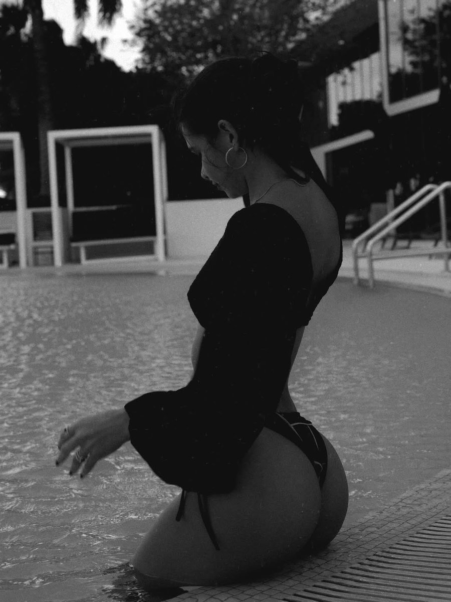 simp for Vicky tweet media