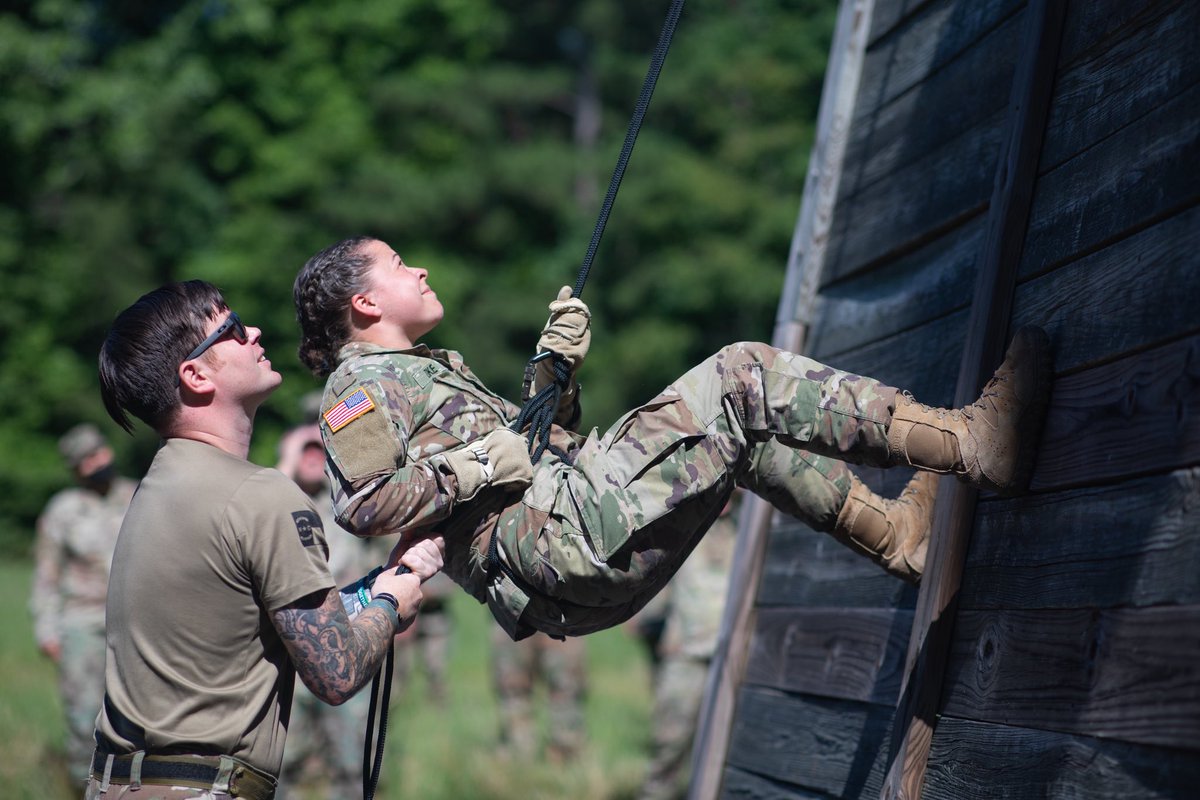 Michigan Army National Guard tweet media