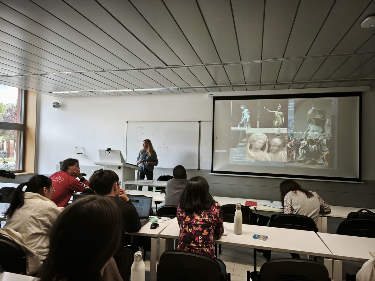 Mgestturistuc3m's tweet photo. Hoy en @Mgestturistuc3m María Hinojosa Aguilera ha impartido la conferencia "Interpretación patrimonial y museografía: El Sarcófago de Aquiles y Políxena en el Museo del Prado". @master_uc3m
@uc3m
#conferencias https://t.co/urCLAUt8ck