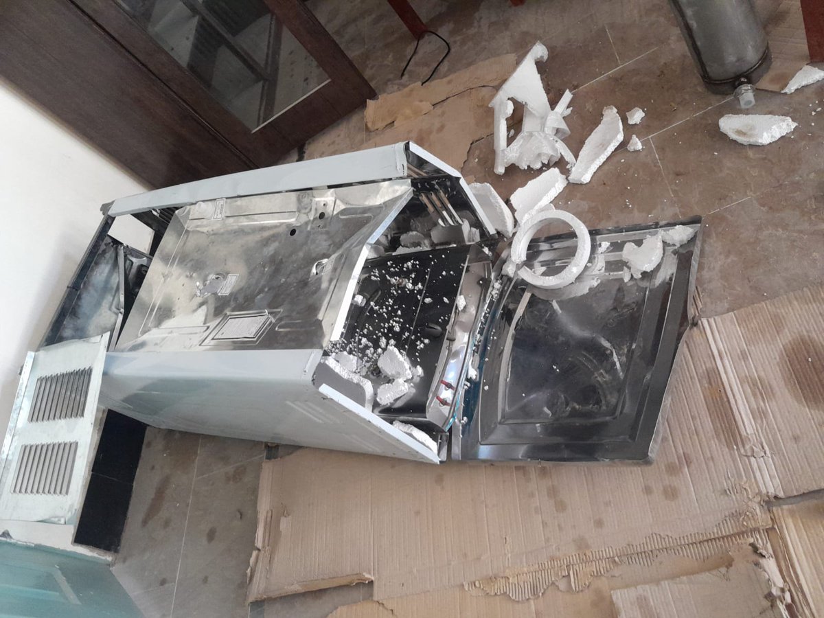 " مستونگ میں قائم شہید چیئرمین منظور بلوچ لائبریری  میں توڑ پھوڑ، چوری قابلِ مذمت اور علم و شعور دشمن اقدام ہے, تخریب کاروں کو گرفتار کیاجائے/ لائبریری کے لئے حفاظتی اقدامات کئے جائیں۔"