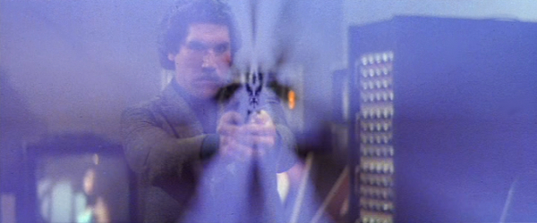 BeguilingFellow's tweet photo. @WUTangKids In my head it's an updated L.O.O.K.E.R. (Light Ocular-Oriented Kinetic Emotive Responses) gun from the Michael Crichton movie Looker (1981).  Quick, get those mirrored sunglasses on to protect yourselves ! https://t.co/mWyht3cnmQ