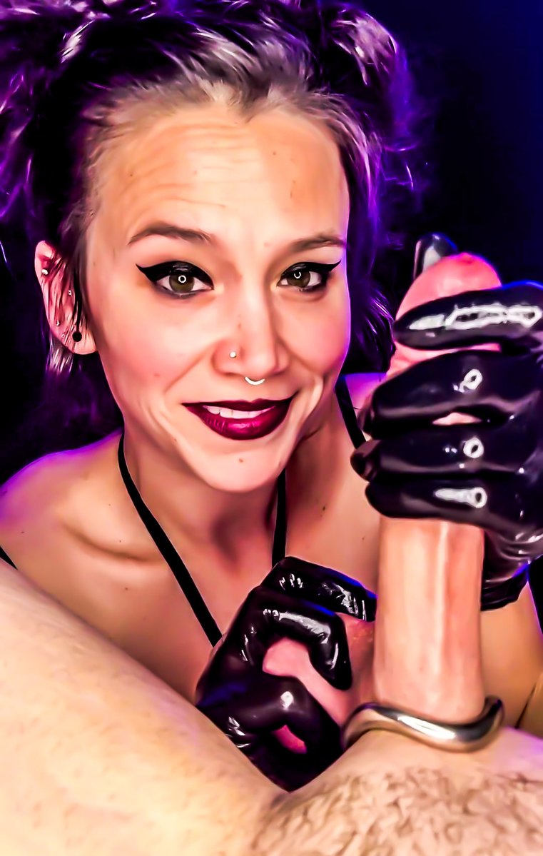 𝗘 𝗦 𝗖 𝗨 𝗟 𝗣 𝗧 𝗔 ™ tweet media