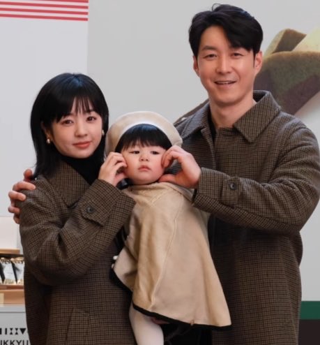 كالڤان هيونق tweet media