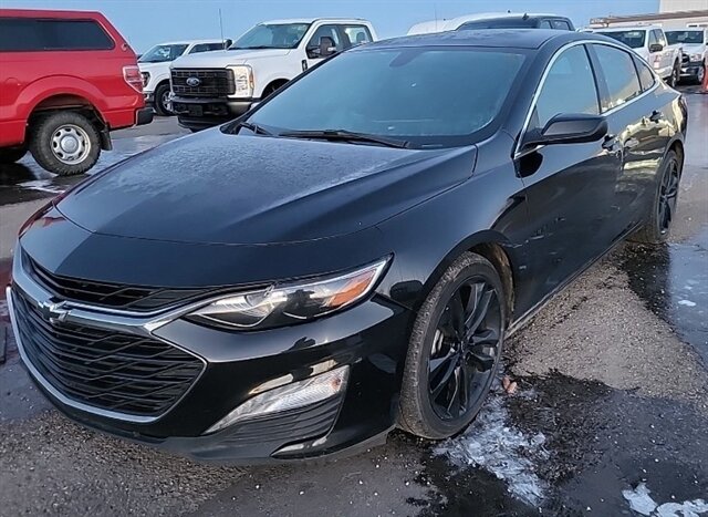 instaautoloans's tweet photo. 2022 #Chevrolet #Malibu LT Midnight Edition Sunroof  only $19,995 in St Albert, stock #NF157623 #ChevroletMalibu #StAlbert https://t.co/ZZx9xYPl2w https://t.co/dqXar4yG2R