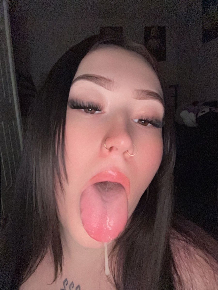 Eastcoastshout1's tweet photo. Mouthful Monday with your fav big Booty babe @ToxicBri_ 🤤👀🔥 https://t.co/gm6L9YBfBI