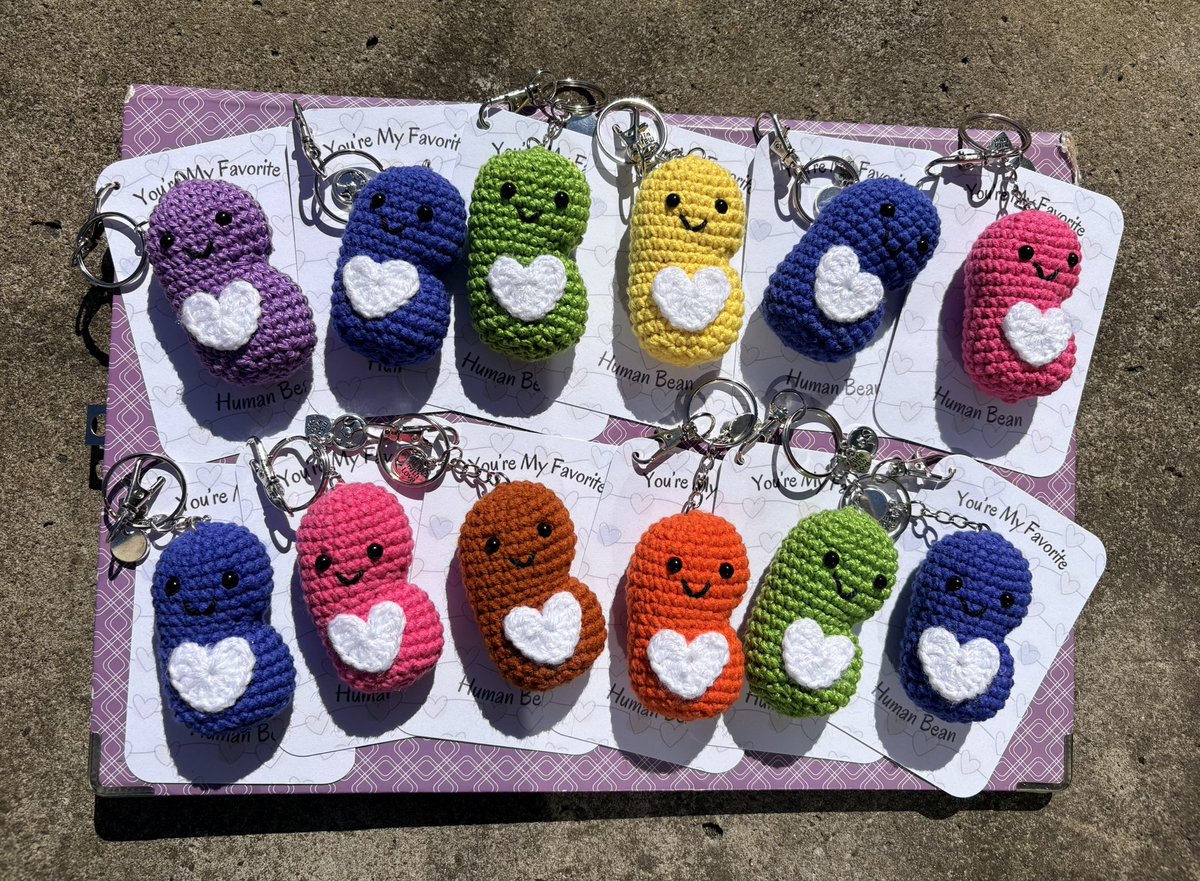 Knitty Kitty tweet media