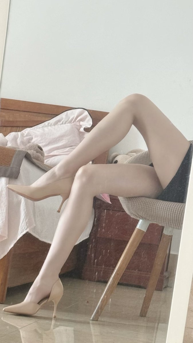 26岁娇羞小妈 tweet media