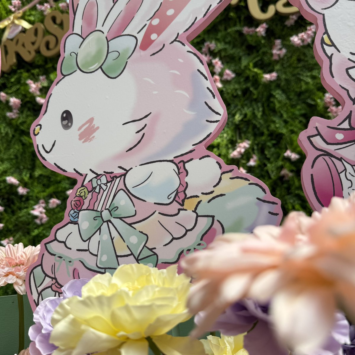otogistep's tweet photo. おとぎステップのメルヘン研修でした。
一年の200日をイースターにして残りの165日をハロウィンにして欲しいです。 https://t.co/PYJbRnh9tg