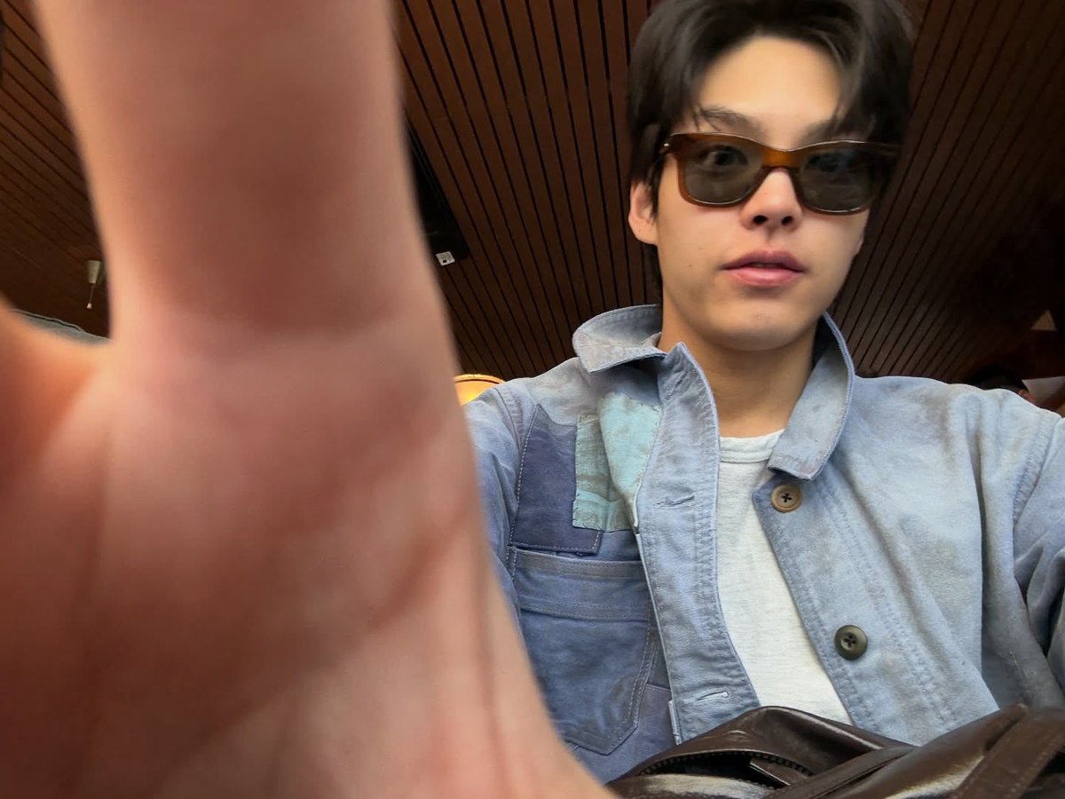 빡 tweet media