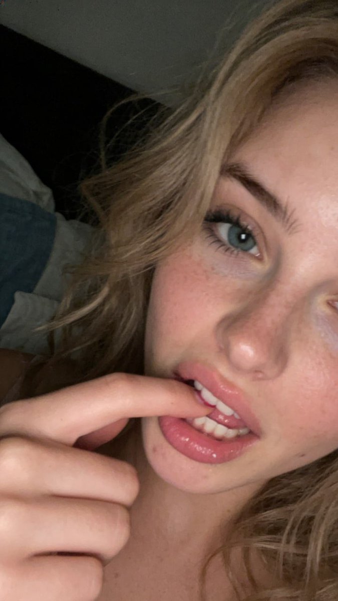 le_hanh50091's tweet image. I deserve to be spoiled just for existing. It’s a vibe 😌

#vibe #girls #deserve