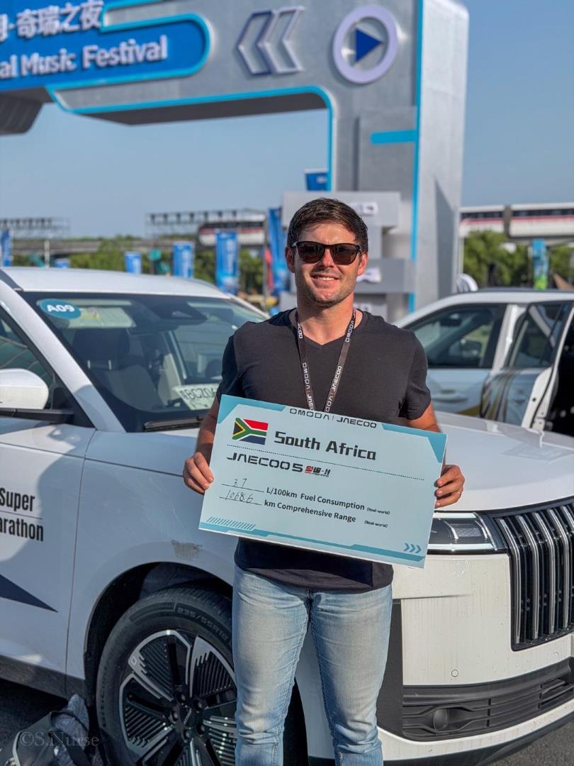 AutoTrader tweet media
