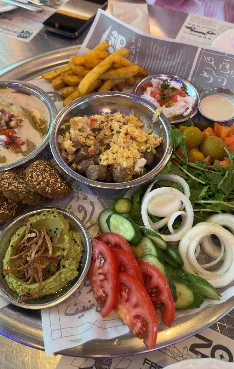 Her majesty 💖غدير🦚💎blsh المتقاعده الصغيره tweet media