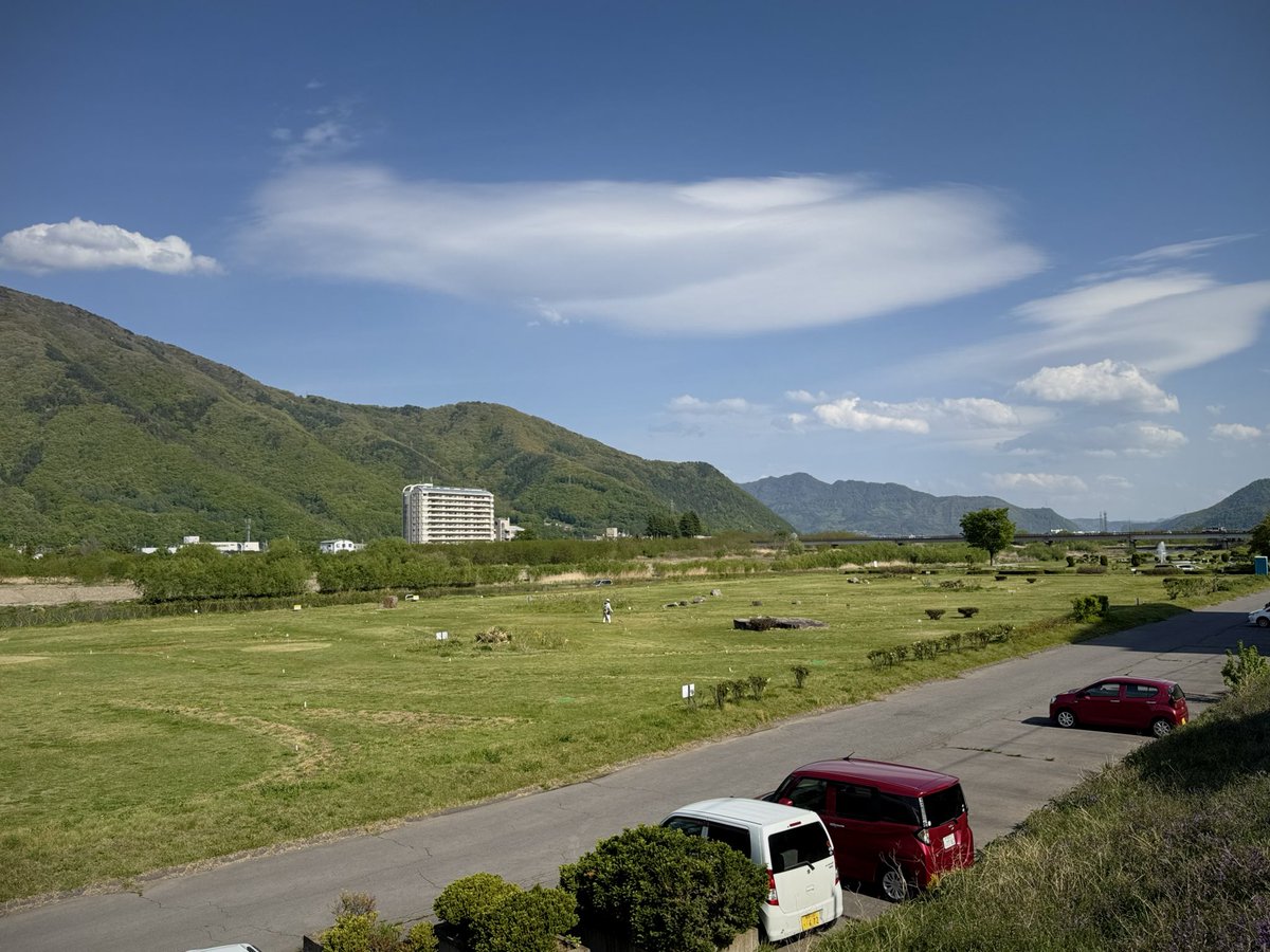 ミンチカス tweet media