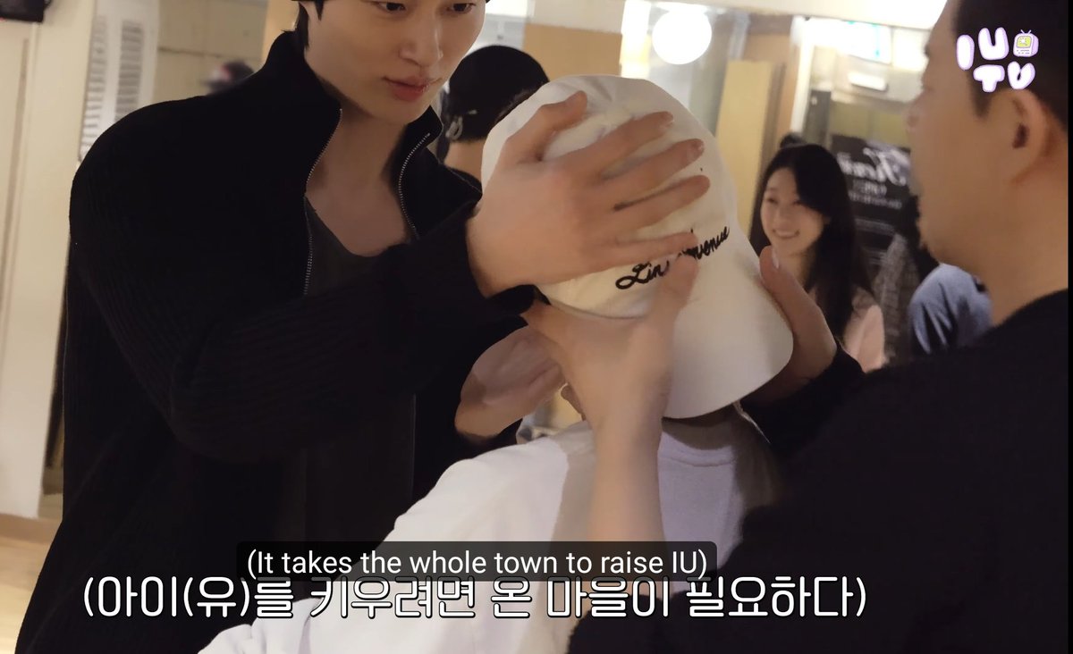 Marta 🍊👑 tweet media