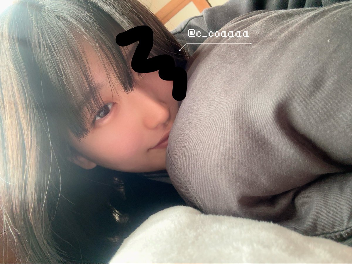 こあ tweet media