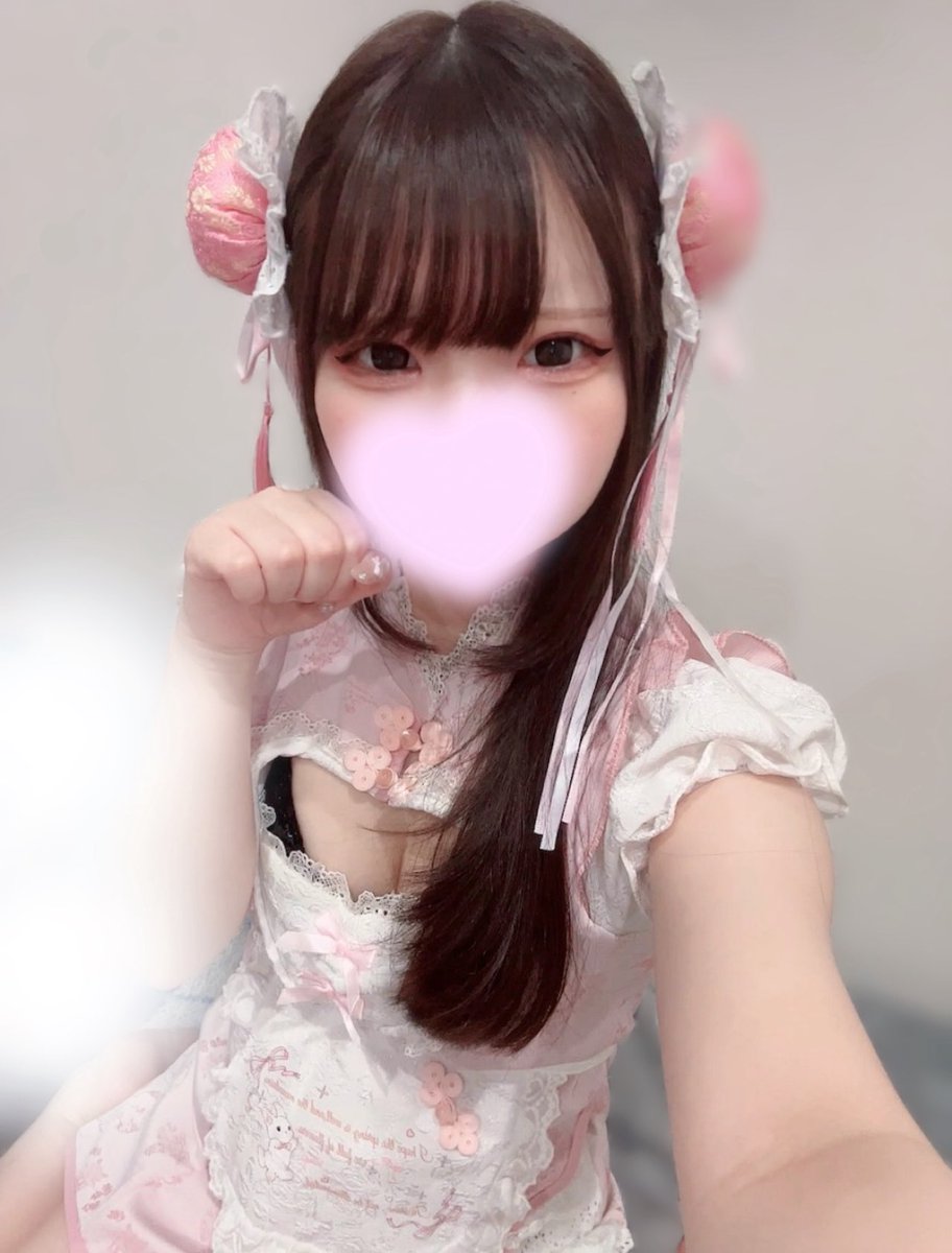 うい tweet media