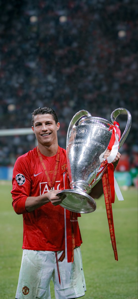 nmr59_'s tweet image. • Thread:
 • 𝟰𝗞 #Wallpapers 
      •📁 Cristiano Ronaldo 🐐❤️

ثريد من أجمل خلفيات الأسطورة كريستيانو بقميص مانشستر يونايتد، فضل التغريدة واستمتع ⬇️