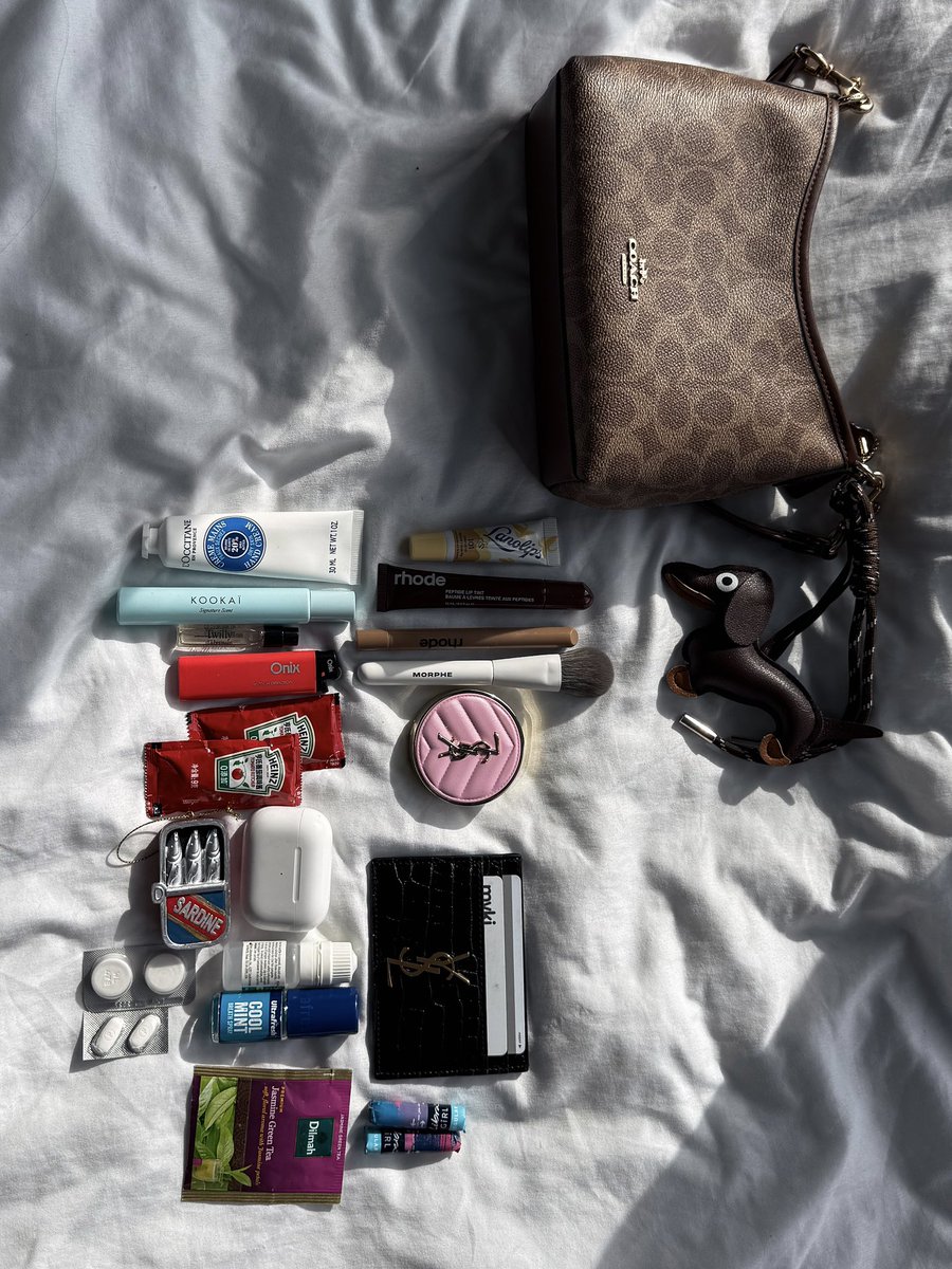 زن جان اسنو tweet media