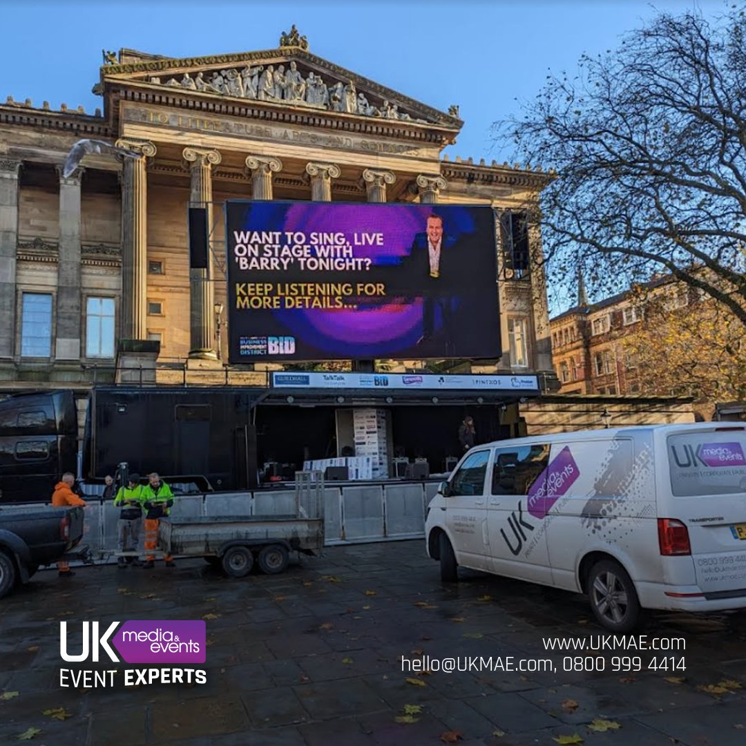 UKMediaEvents's tweet image. Every great event starts long before the crowd arrives. 📦⚒️
We put in the work behind the scenes so you don’t have to worry about a thing.
👉 bit.ly/3hOMKg1 

#BehindTheScenes #EventManagement #EventProduction #UKMAE #EventServices #LancashireEvents #EventSuccess