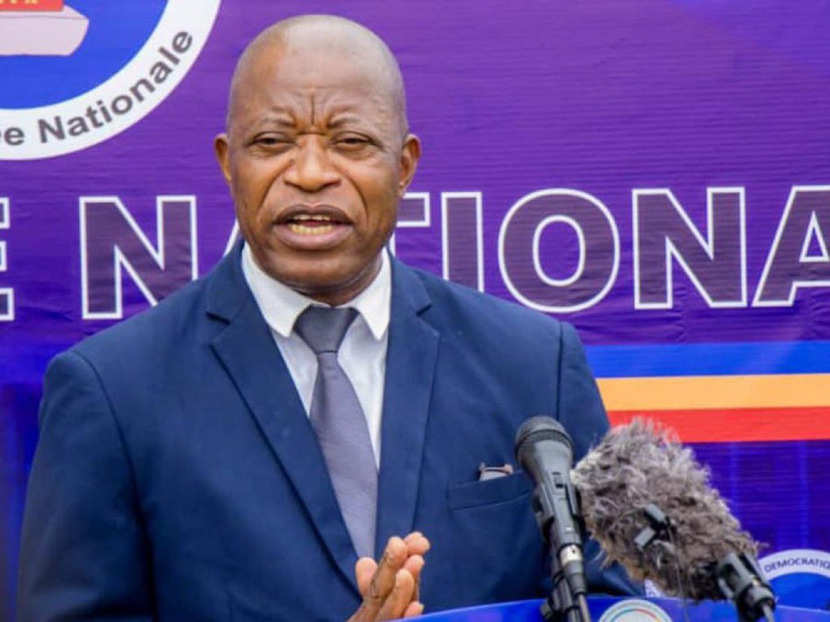 #RDC : Le député national André Mbata initie une proposition de résolution visant à élever la prophétesse Kimpa Vita, le prophète Simon Kimbangu et le Dr Étienne Tshisekedi wa Mulumba au rang de héros nationaux. Le député sollicite un examen en urgence afin que l’élévation puisse