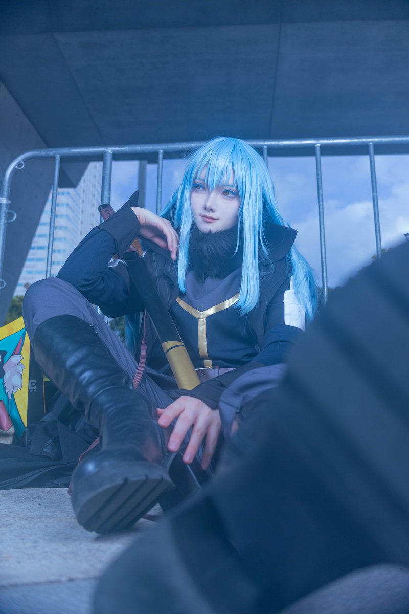 PSYは写真とります tweet media