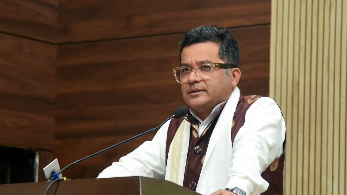 bharatfreepress's tweet image. As India and Africa prepare for Forum Summit IV, both regions aim to deepen ties and cooperation, focusing on security, diplomacy, and shared vision.

bharatfreepress.com/india-africa-p…

#ForumSummitIV #ForeignPolicy #IndiaafricaRelations