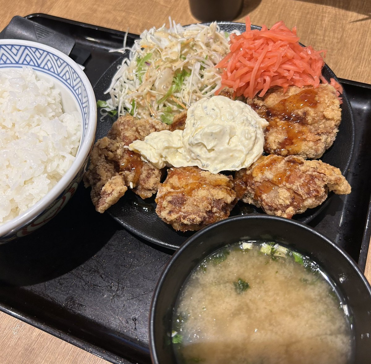 もみた tweet media