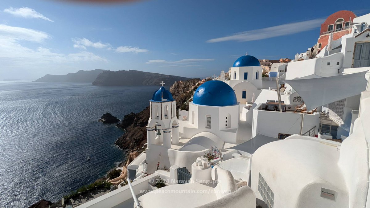 USAS_WW1's tweet image. #SantoriniVibes #GrowthMindset #BookLovers #TacoTuesday #travel #Santorini: καλο σαββατοκυριακο! We loved Santorini! Go off-season when there's no one there. Everything is cheap(er)! Hotels are 60% off. Take a book. Love the balconies, views and life! @BVisitSantorini