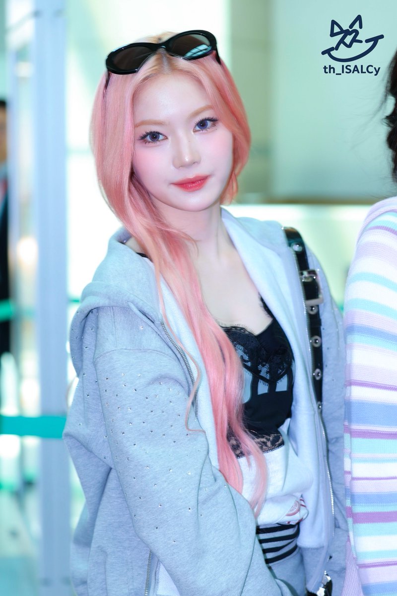 th_ISALcy's tweet photo. 260425 ICN 출국

스테이씨 핑크공주님

#아이사 #ISA #STAYC #스테이씨 https://t.co/nC1BAZIsg5