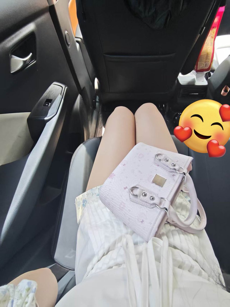 你像一个笨蛋 tweet media