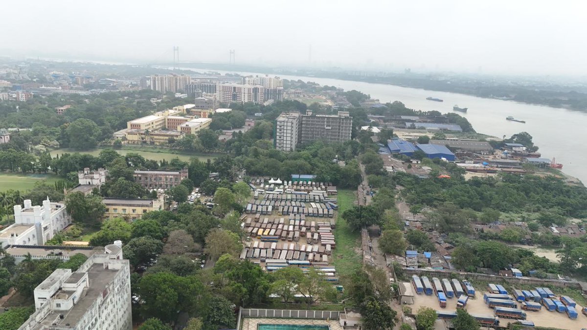 CEOWestBengal's tweet image. Aerial riverine view of Transport arrangement for the polling personnel of Howrah district of West Bengal.
#WBLA2026 #Phase2
@ECISVEEP
@SpokespersonECI
@PIBKolkata
@airnews_kolkata
@sveephowrah