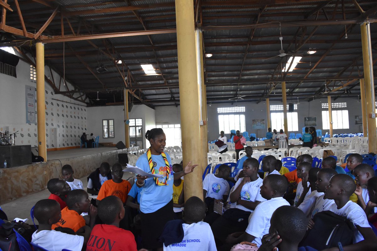 UgGirlGuides's tweet photo. Empowering young minds at Makerere High School Migadde
Surf Smart’s Discovering Internet Wonders session equipped students with the knowledge to explore the internet safely, understanding both its opportunities, risks, & how to use it responsibly
#SurfSmart2
#Generationdigital https://t.co/X2XBtFj1ml