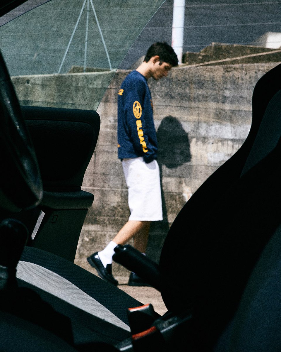 Pull&Bear tweet media