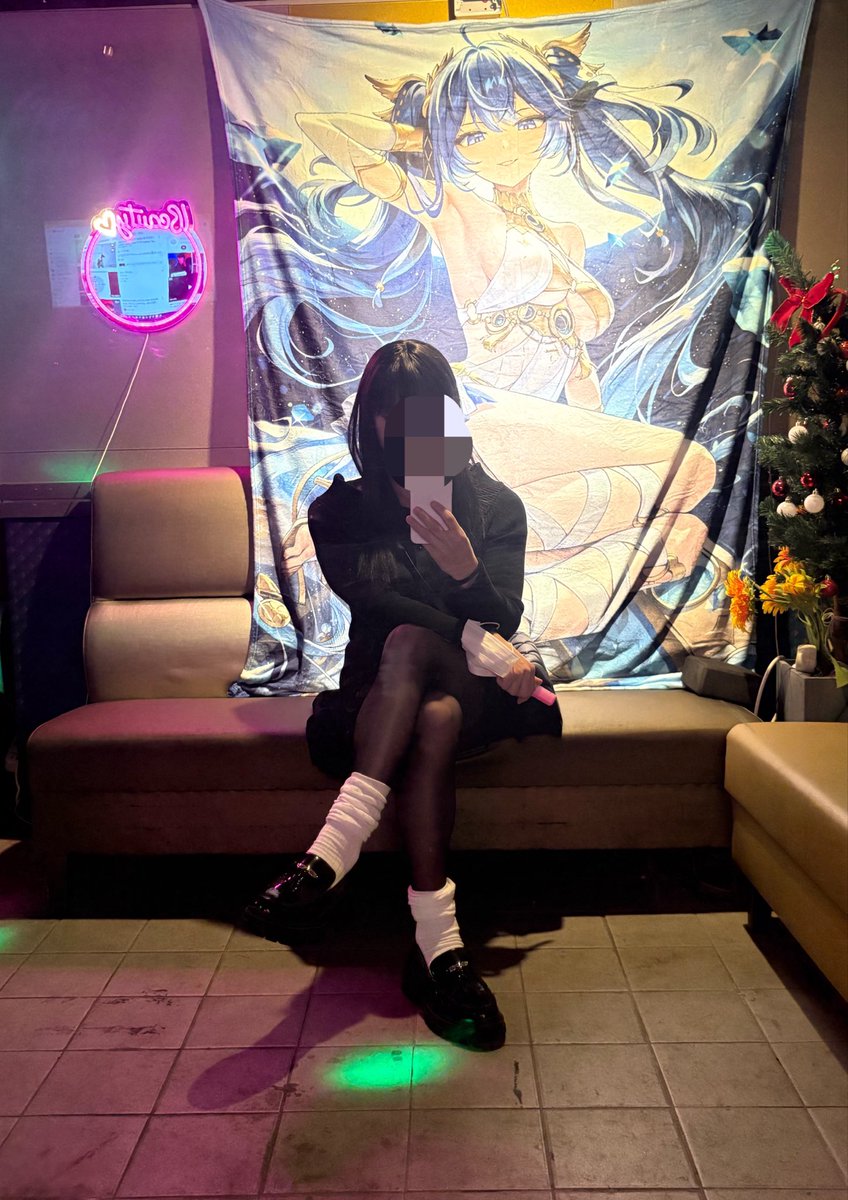 CD강미나 tweet media