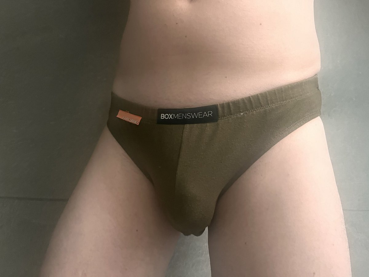 Briefs Guy tweet media