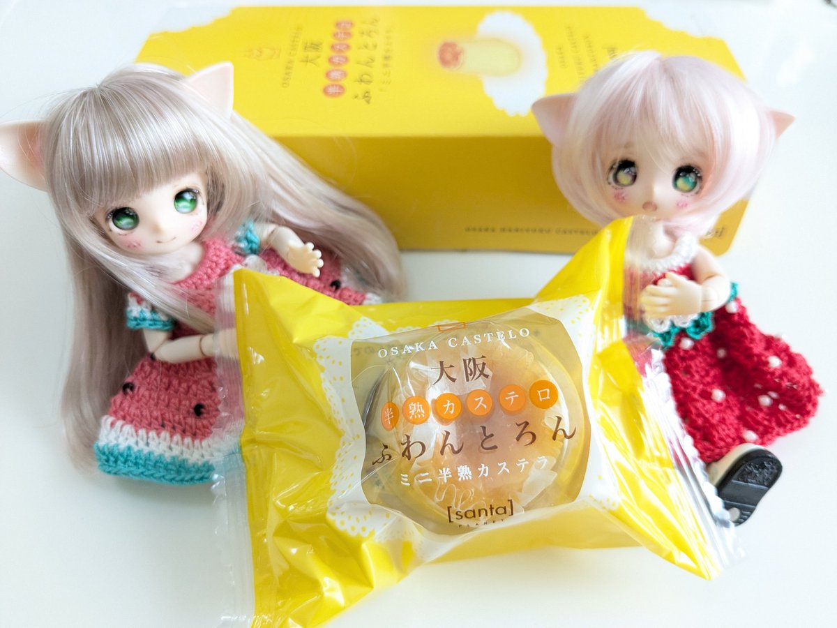 ゆかり様オーダーメイドあみぐるみ「お蚕様orモモイロヤママユ」 今日のおやつは「半熟カステロふわんとろん」にゃ🐾 しっとりとろんと