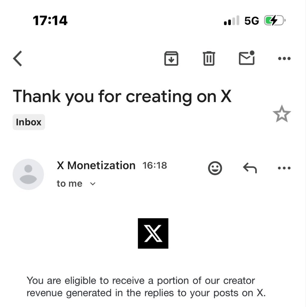 Precious 🐍💕 tweet media