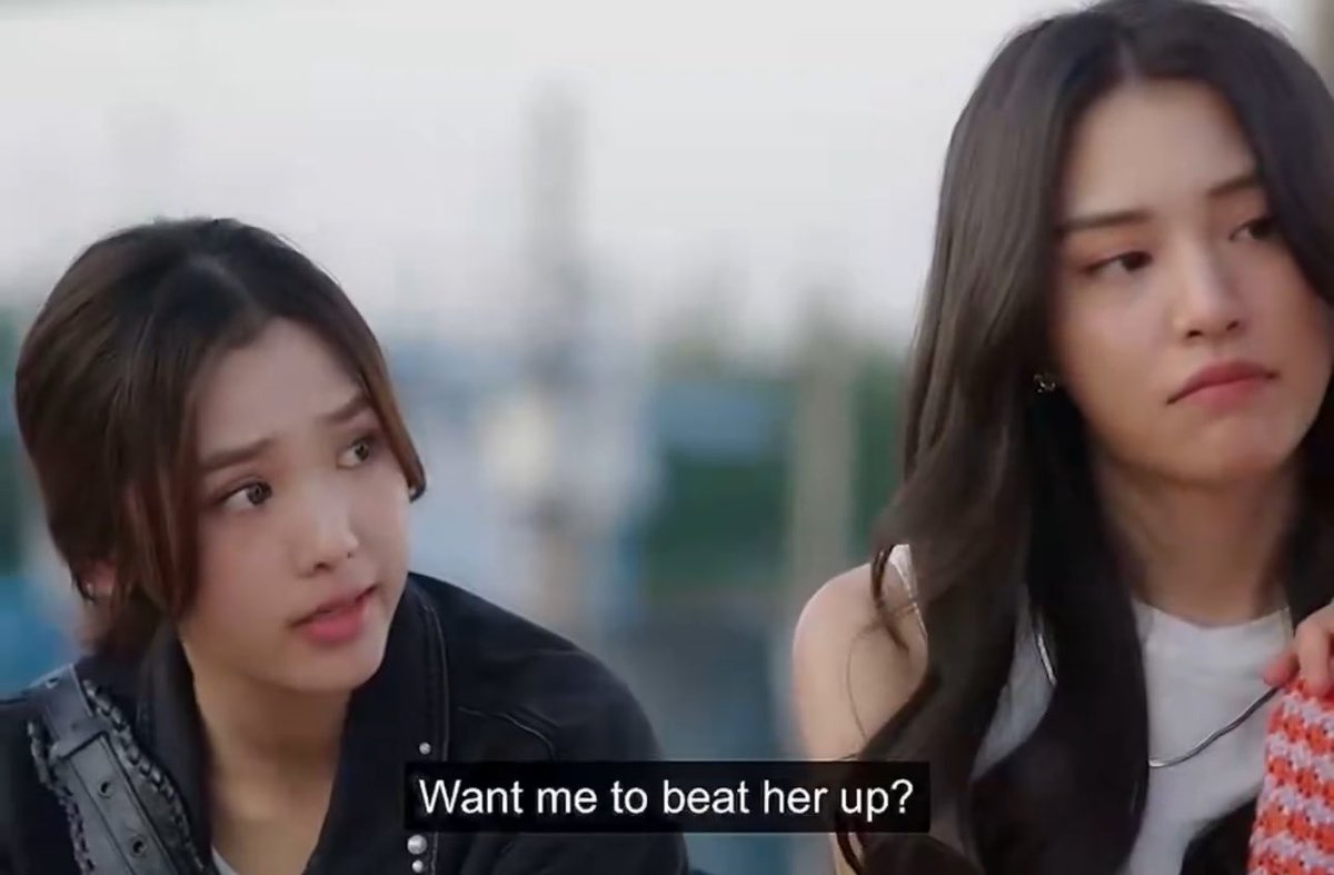nariloventf's tweet photo. defending her girlfriend in every universe ❤️ https://t.co/hvbs1CF0sC