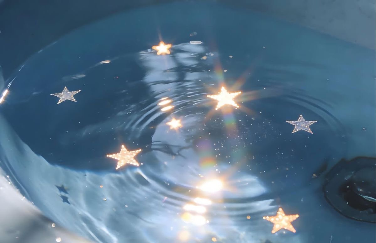 lunooculus's tweet photo. ────── · · ☽〇☾ · · ──────
 ~ updated Intro :
୨୧┇name: Luno
୨୧┇prns: he / him
୨୧┇age: 20
୨୧┇170cm
୨୧┇cw 49kg
୨୧┇ugw 36kg
୨୧┇basic dni, college student,  gamer, artist, 17+
────── · · ☽〇☾ · · ──────
♡︎/⟳ for moot
edtwt shtwt moothunt promotwt https://t.co/cRfNqLrG08