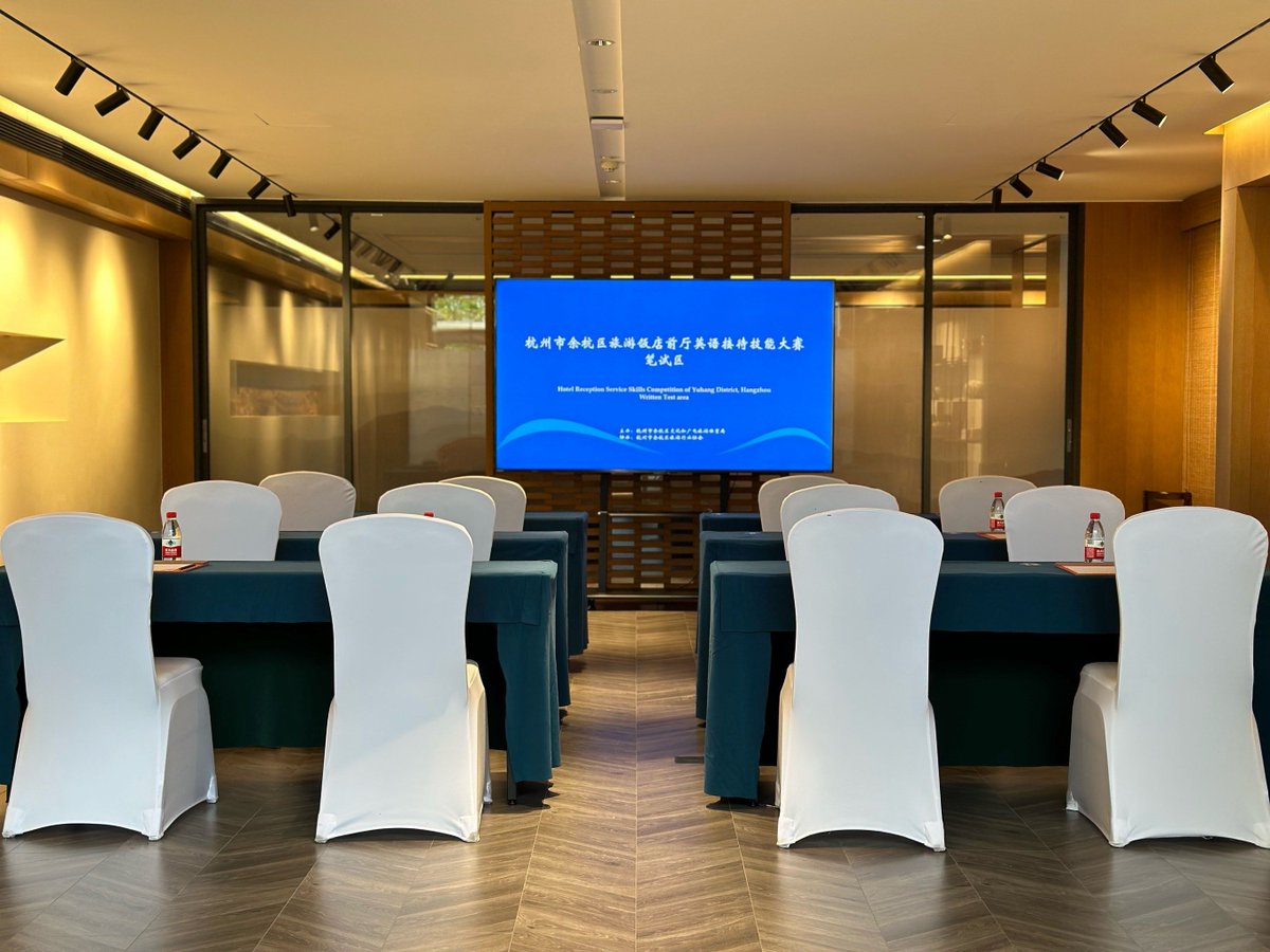 SoresSara's tweet image. Just wrapped up an inspiring #ProductDesign training! Dived into user-centric frameworks + real-world case studies. Grateful for the expert insights u0026 peer exchanges—can’t wait to apply these skills to craft better user experiences!  #UXDesign #LearningJourney