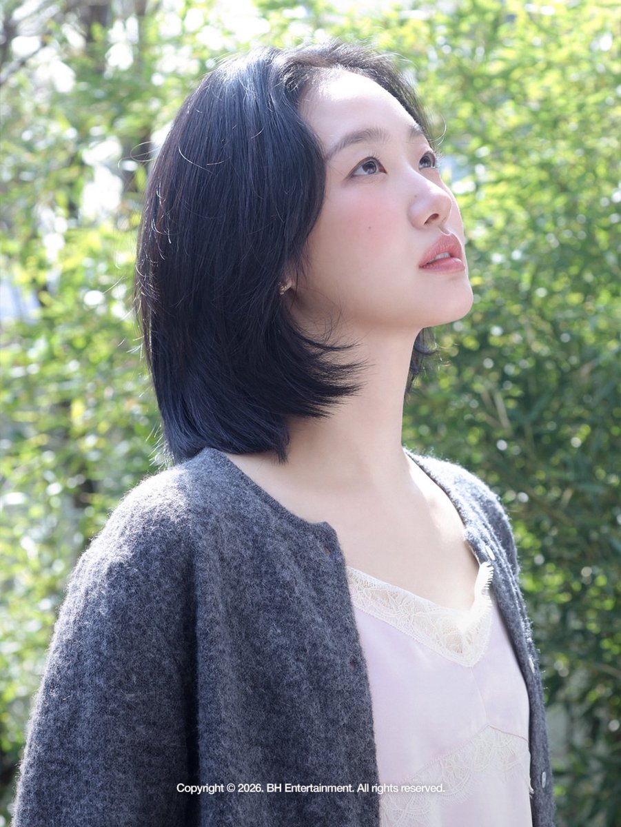 Kim Go Eun Thailand tweet media