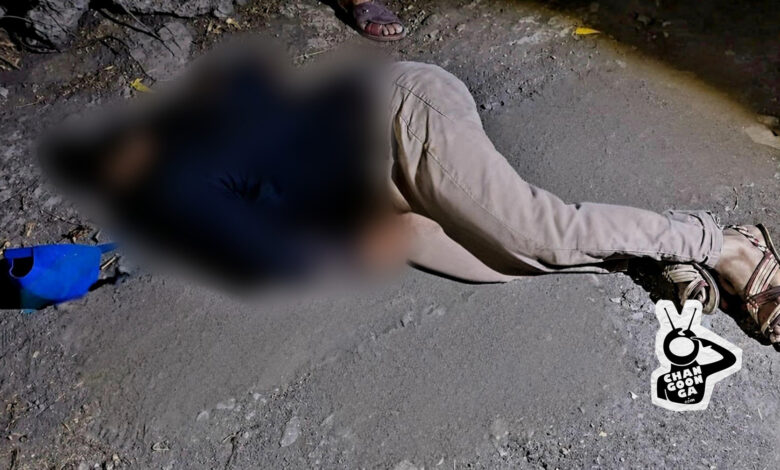 #Apatzingán De 5 Plomazos Desvivieron A José De 26 Años En El Camino A Palo Alto

Suman al menos 5 homicidios durante abril en esta ciudad michoacana. 
+info 👇
changoonga.com/2026/04/27/apa…