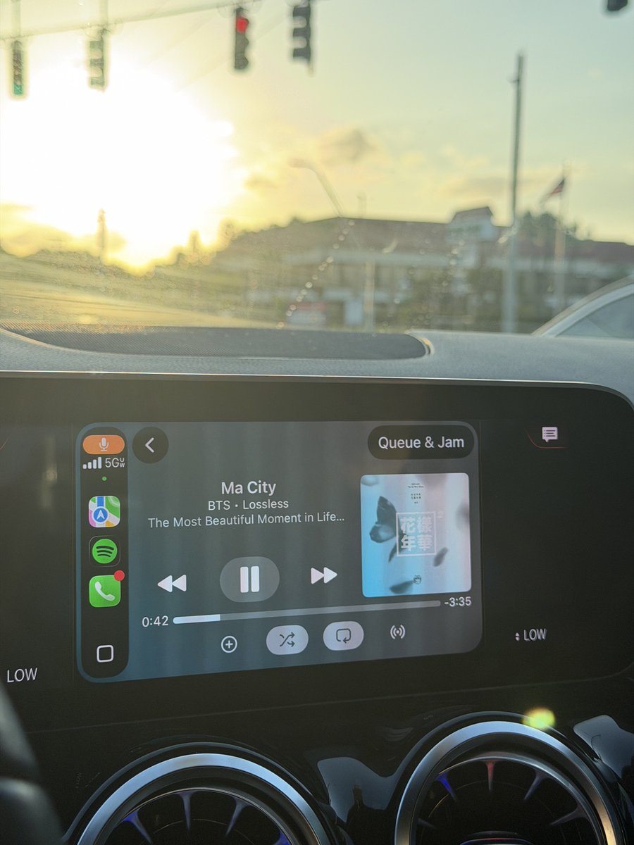 🪭gabs⁷ is seeing bts tweet media