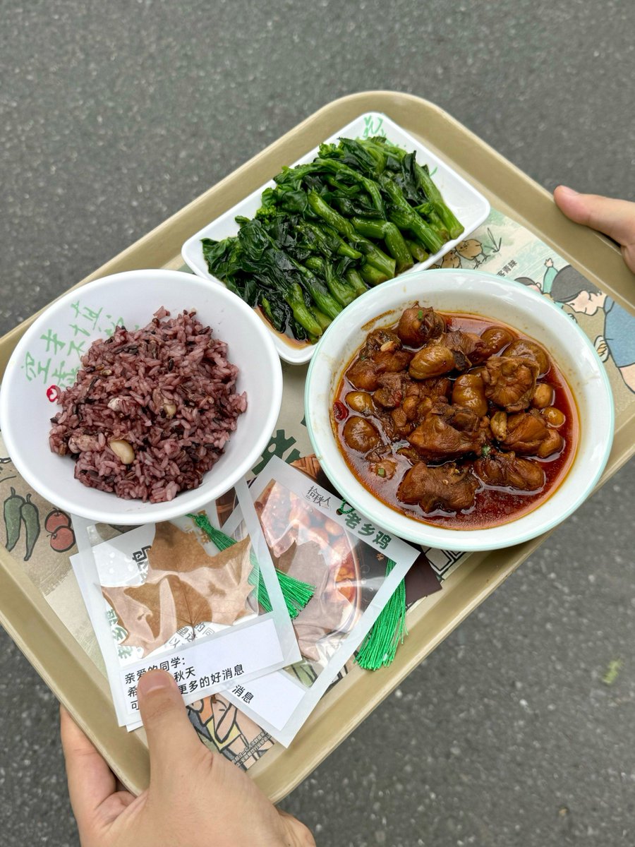 StanGrondas's tweet image. Community Clean-Up Day!  Join us this Sat, 9 AM at Maple Park to spruce up our neighborhood!  Bring gloves/bags—we’ll provide snacks u0026 a post-cleanup picnic.  Tag a friend u0026 let’s keep our home green!   #NeighborhoodLove #KeepItClean