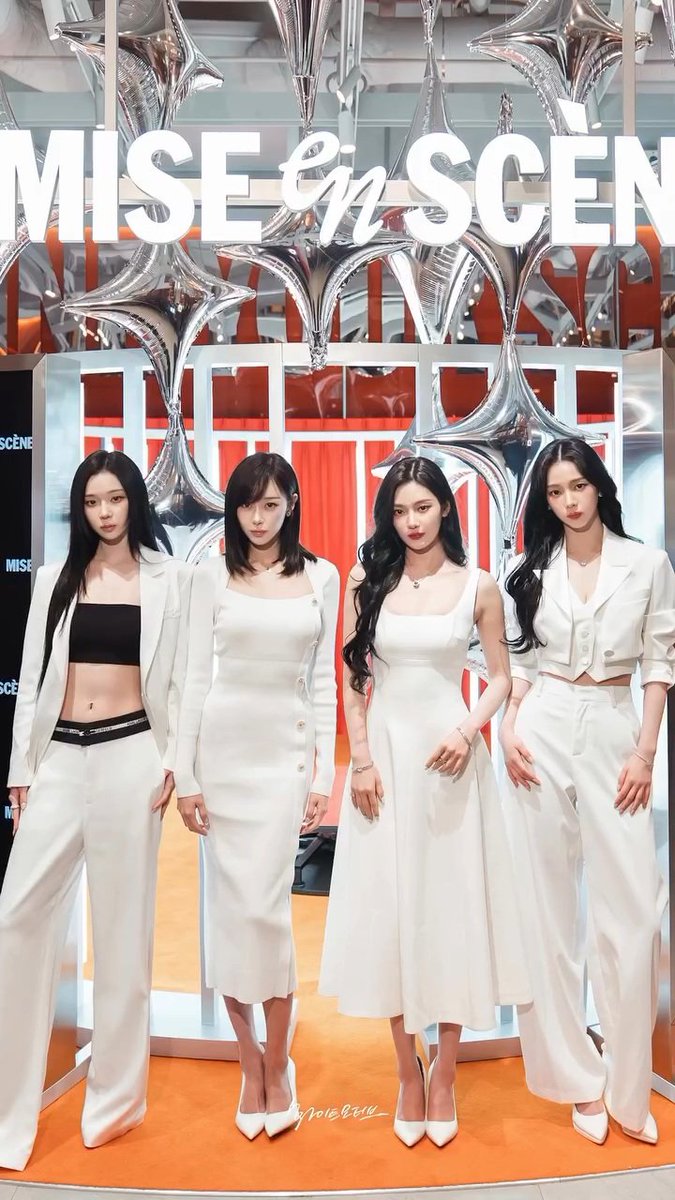 순간의 카리나 tweet media