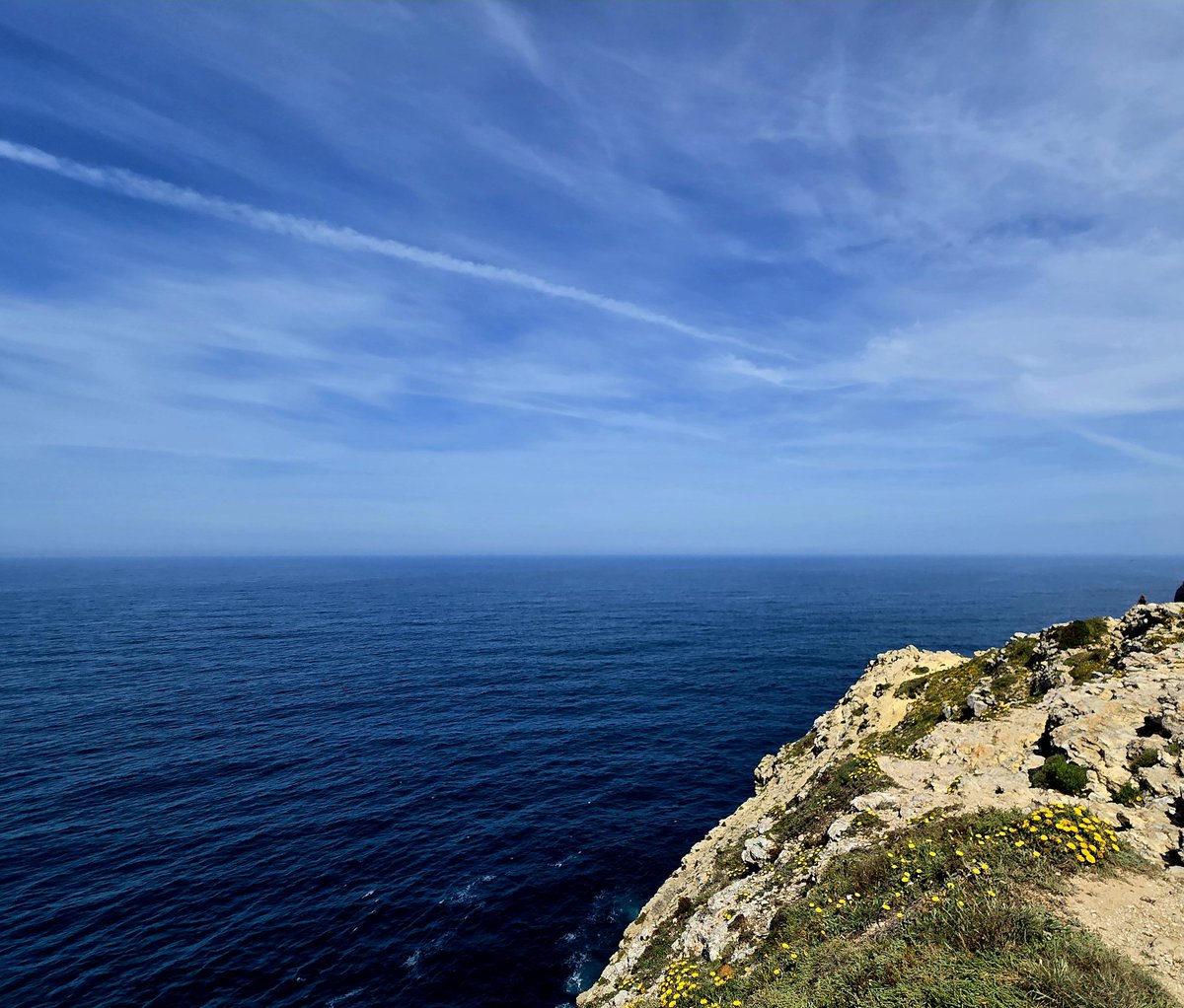 SantiagoWeek13's tweet image. Farol do Cabo de São Vicente
Sagres, Portugal
Southwest corner of Europe

Atlantic Ocean
on the left
on the right
as far as the eye can see

#TuesdayMorning
