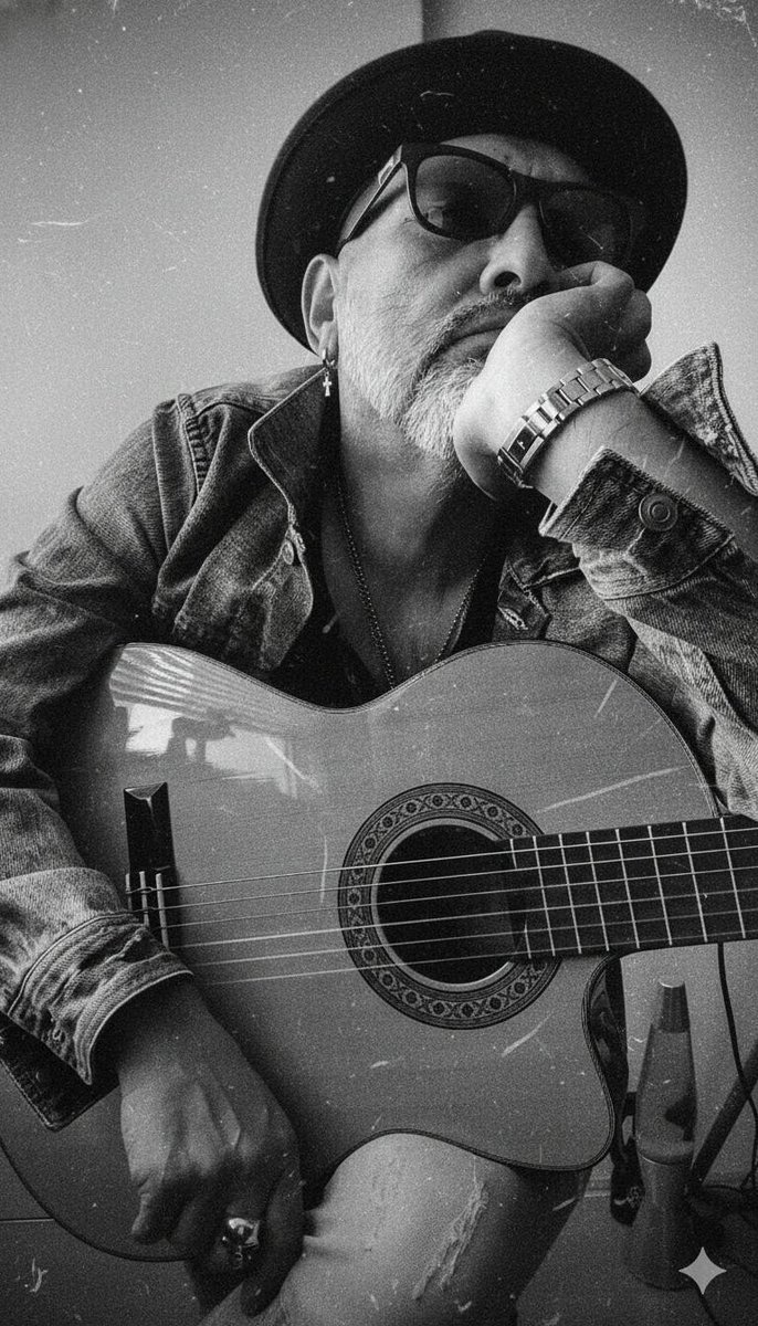 NEXTROAD_info's tweet image. 【『 中村敦 』本日4/29(水祝)12:00よりプレイガイド前売りチケット販売開始！ 】                                                         
6/23(火) NAKAMURA ATSUSHI LIVE TOUR 2026
Lay Flowers @ THUMBS UP                         
nextroad-p.com/information/in… 
#中村敦 #THUMBSUP