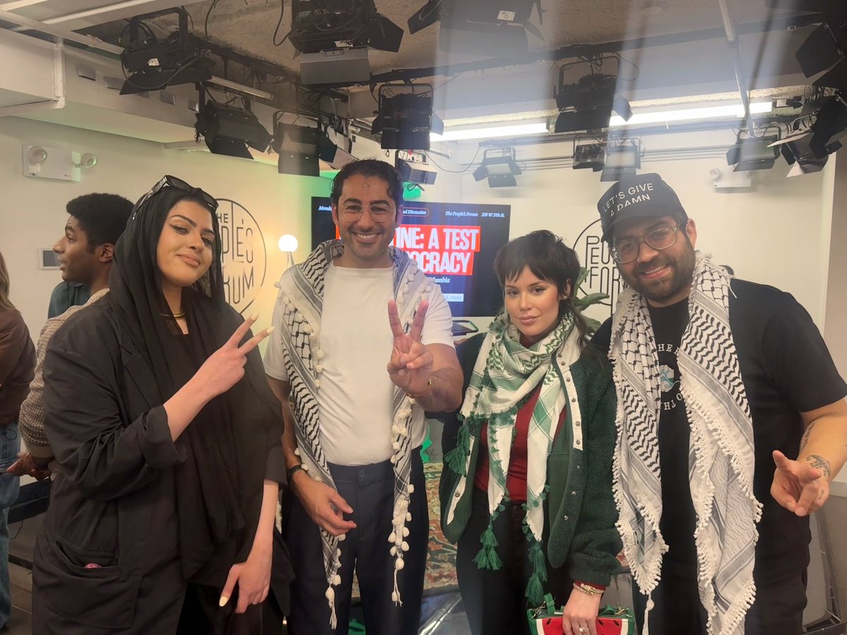 B L A K E L E Y™℠©® LLC tweet media